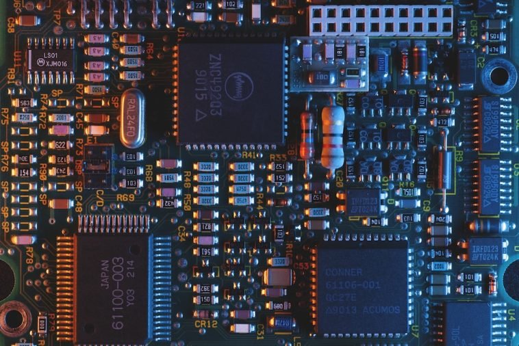 How To Start an Electronics Business In Nigeria