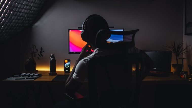 How To Become a Content Creator In Nigeria