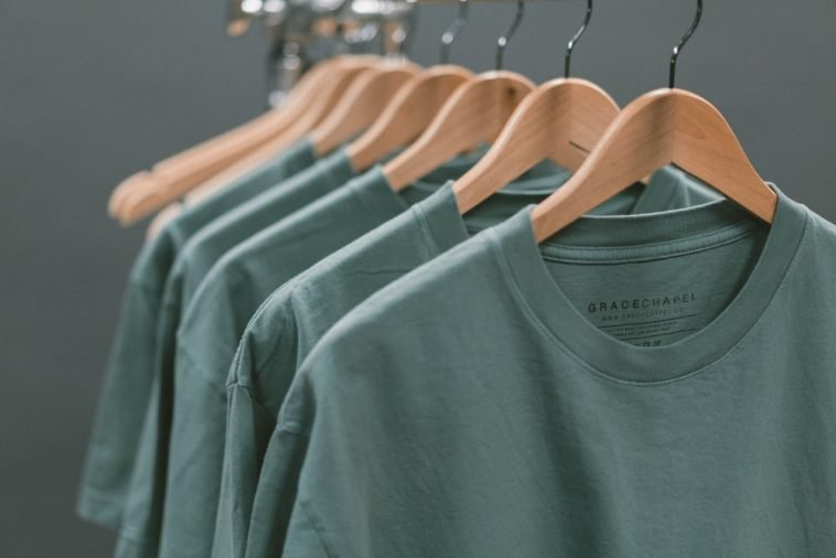 How To Start a Successful T-shirt Business