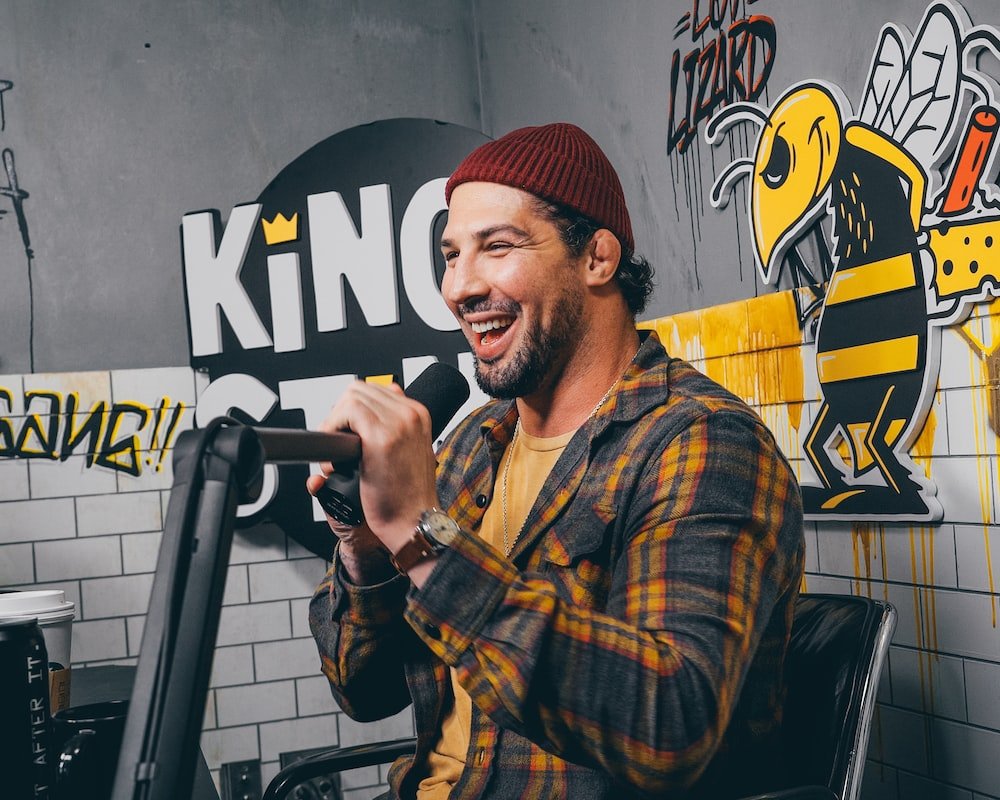 How To Become A Comedian And Make Money
