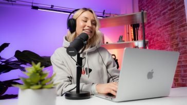 How To Start a Podcast On Your Phone