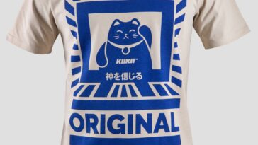 white and blue cat-printed crew-neck T-shirt